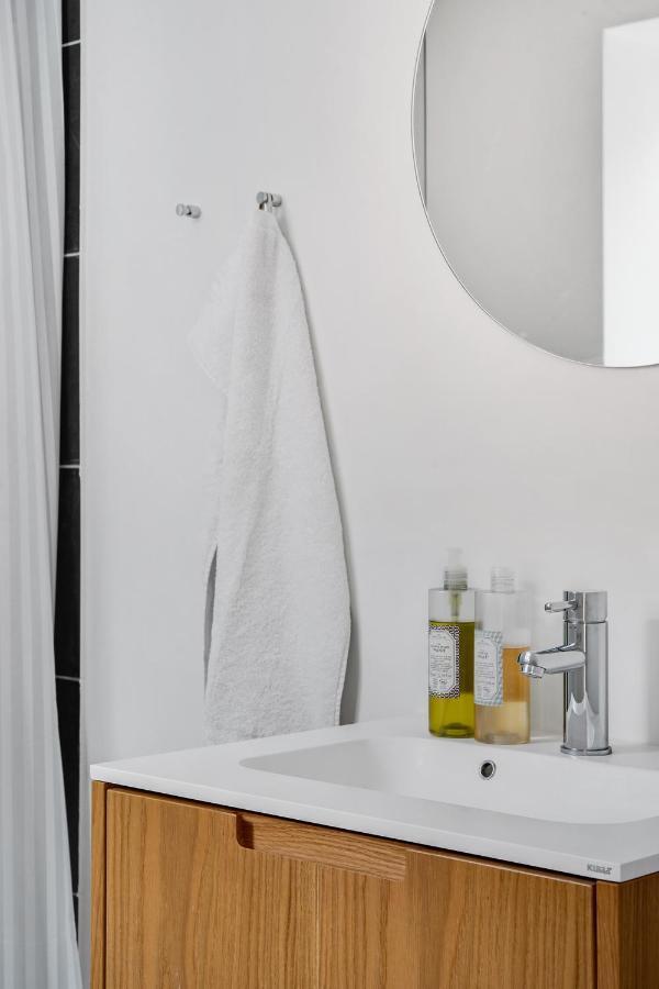 Sanders Regent - Chic Three-bedroom Near Square Appartement