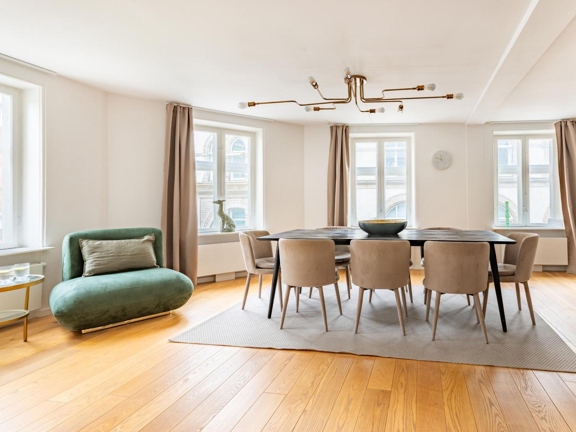 Sanders Regent - Chic Three-bedroom Near Square Copenhague
